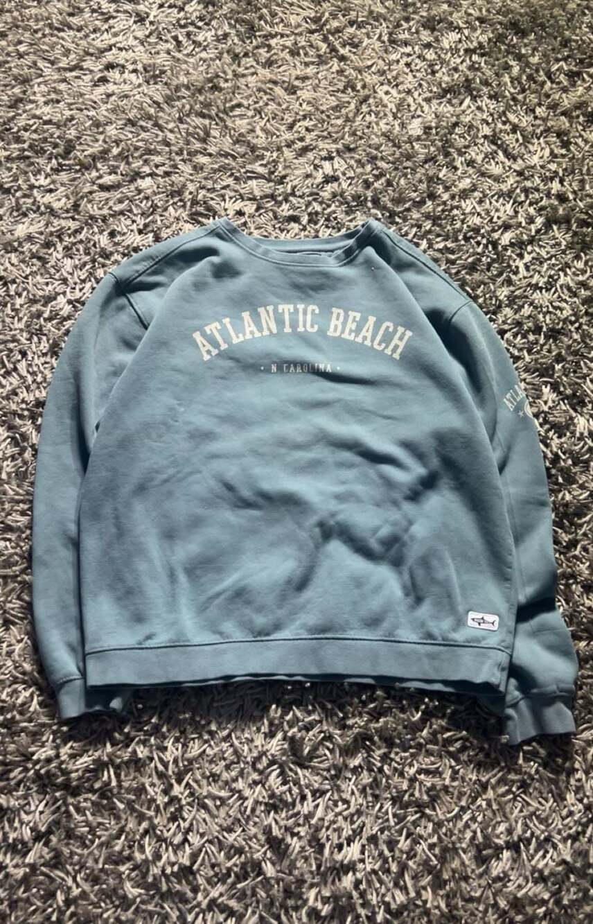 Shark Tee Atlantic Beach North Carolina Graphic Crewneck Sweatshirt